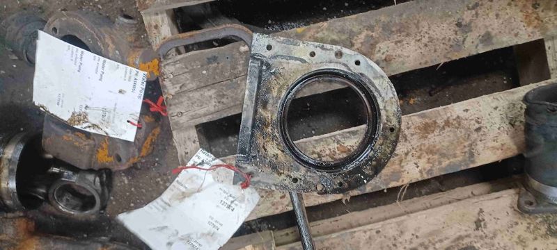 Case 580B Retainer