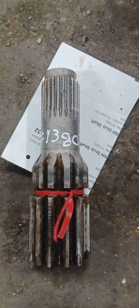 Deere 310D RH Stub Shaft