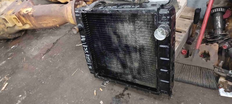 Case 586E Radiator