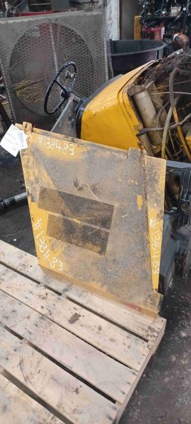 Deere 318D RH Standard Grill Panel