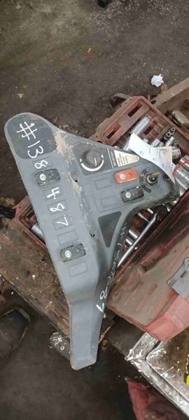 Deere 318D RH Instrument Panel