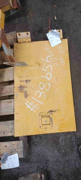 Deere 624G Eng Side Sheet, RH