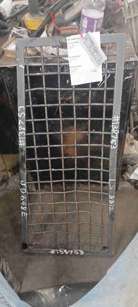 Deere 648E RH Side Screen