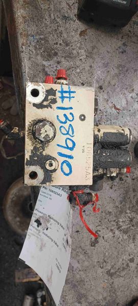 Case 621B Pressure Reducing Valve