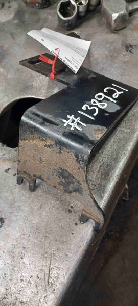 Case 621B Mounting Bracket