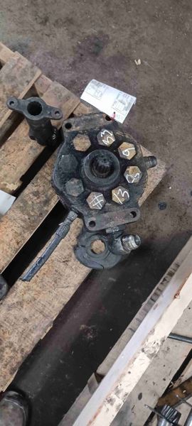 Deere 540B Hydraulic Pump