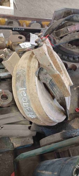Caterpillar 325DL Front Idler Assy