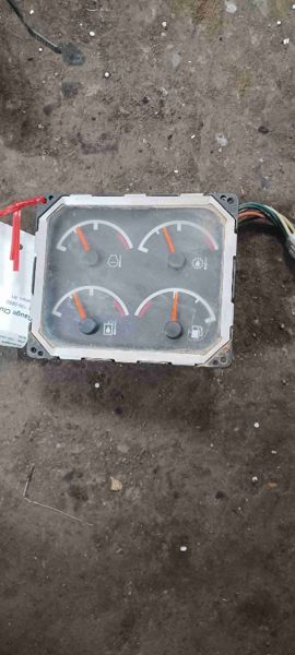 Caterpillar 515 Gauge Cluster