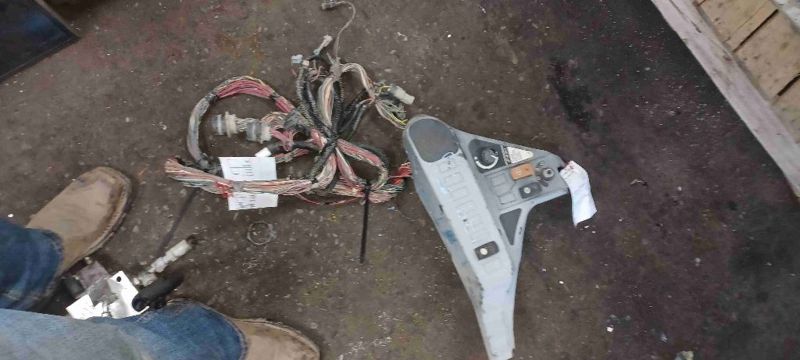 Deere 319D R.H Instrument Panel/Wiring