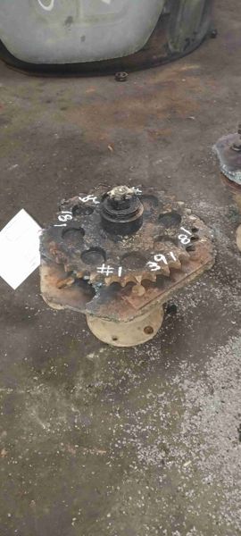 Case 1838 Axle Hub