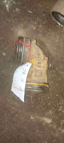 Caterpillar 955K Elbow