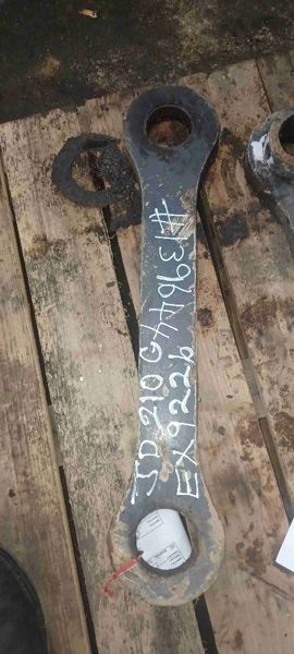 Deere 210GLC RH Bucket Link