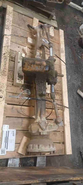 Case 580SK Front Axle