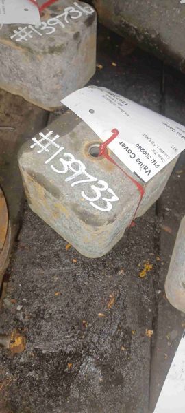 Case 760 Valve Cover