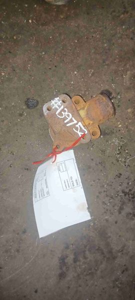 Case 760 Thermostat Housing