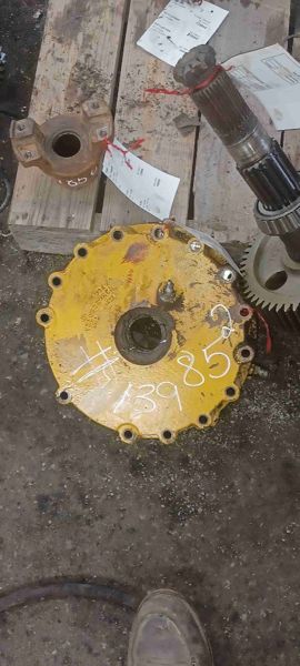 Deere 648GIII Break Hsg/Drum