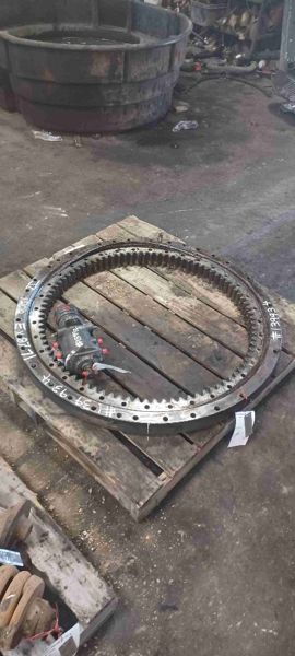 Deere 120C Rotec Bearing
