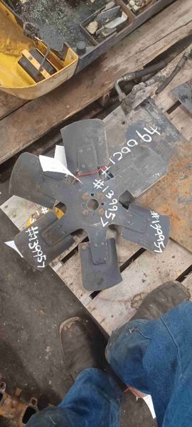 Deere 310C Fan