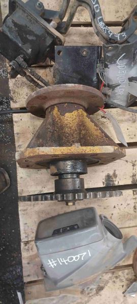 Caterpillar 226 Axle Assembly