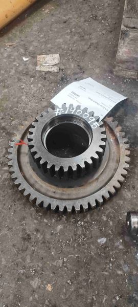 Case 1155D RH Rear Clutch Gear
