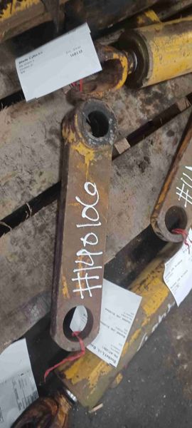 Deere 410 Bucket Link, Backhoe