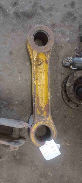 Deere 270CLC LH Bucket Link