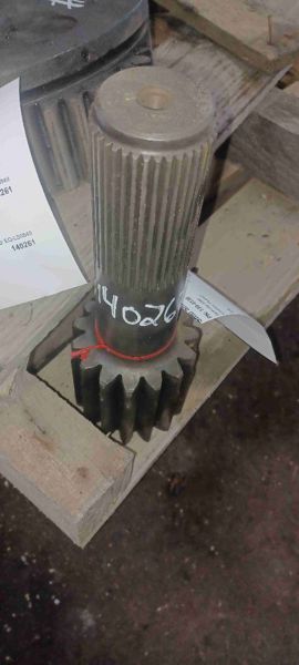 Caterpillar 525C Stub Shaft