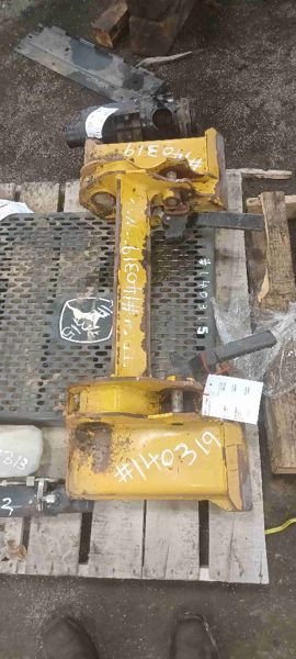 Deere 318D Quick Attach