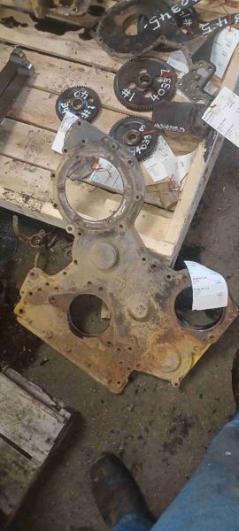 Caterpillar 518 Timing Gear Cover