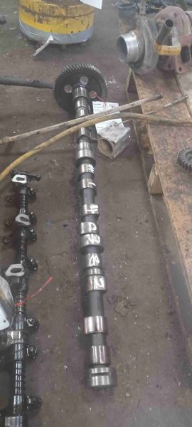 Deere 648G Iii Camshaft