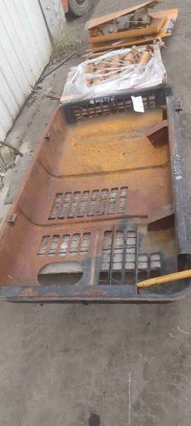 Caterpillar 320BL Hood