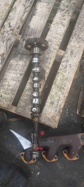 Deere 300D Camshaft