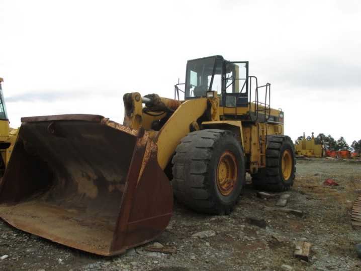 Komatsu WA600-1L