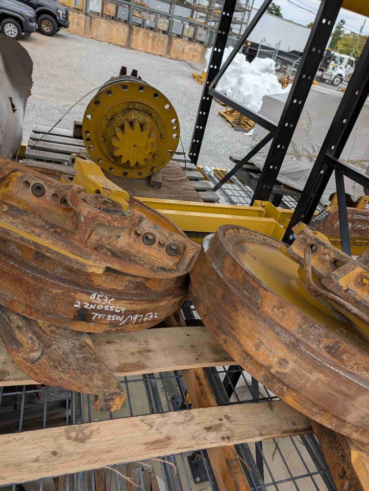 Caterpillar 953C Idler A
