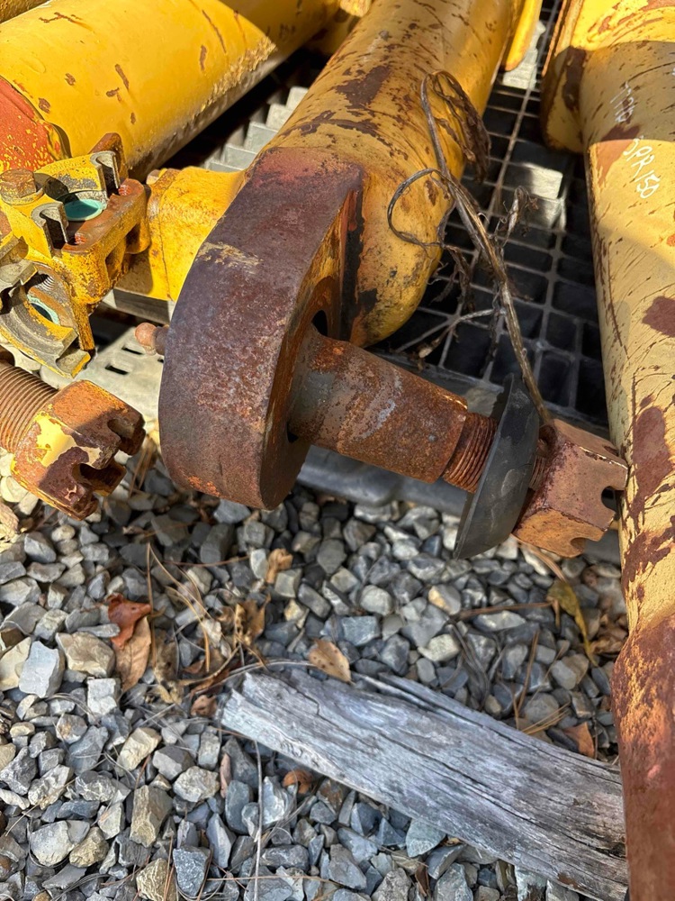CAT 8J9912 part 2