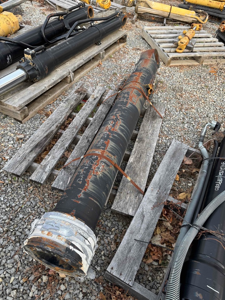 Caterpillar 345B Cylinder AS