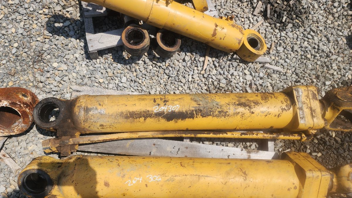 CAT 9J8003 part 2