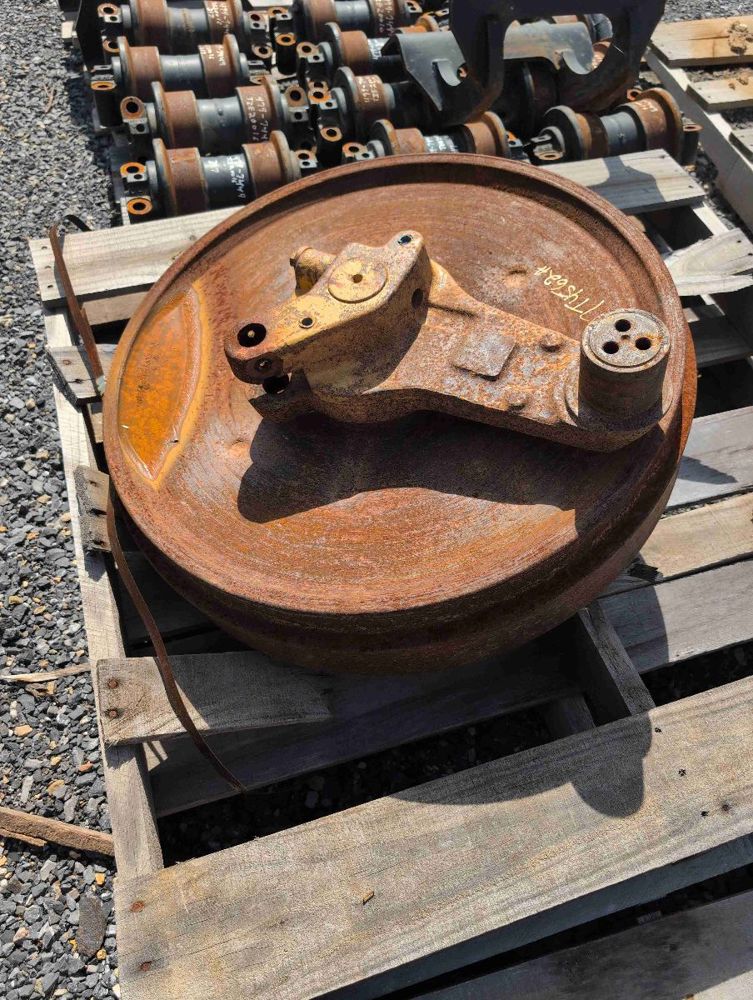 Caterpillar 963C Idler A