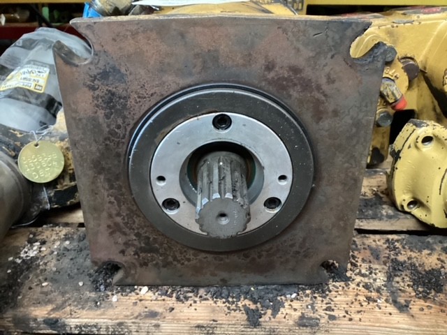 Caterpillar 992G 992G Implement Pump - Piston - Fixed Displacment