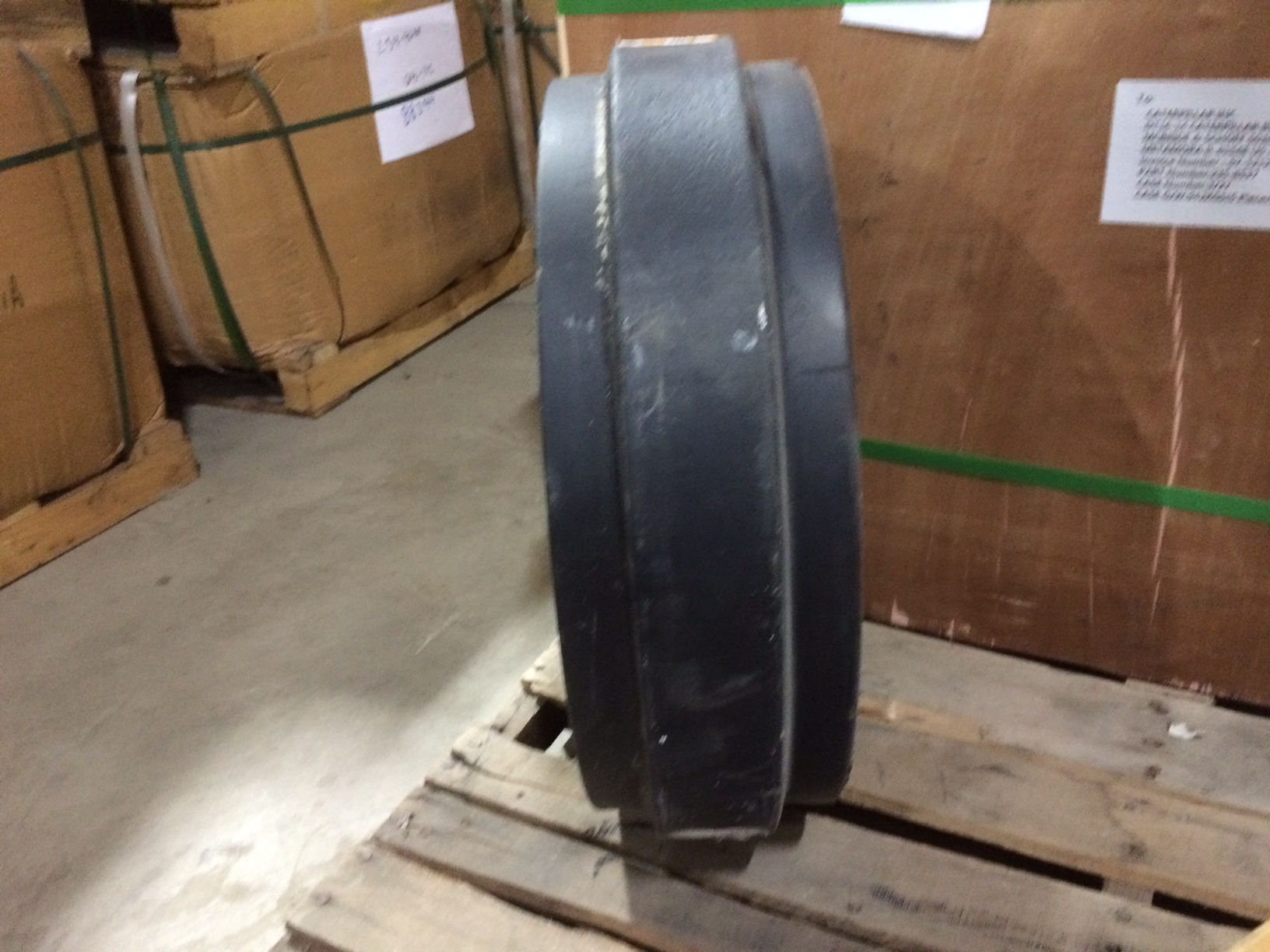 Caterpillar  315C/320C Idler & Bearing Assem