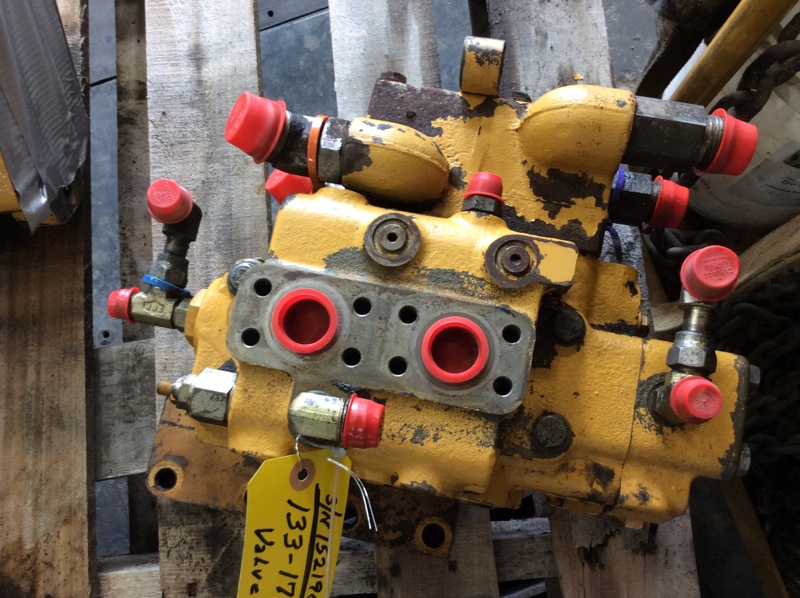 Caterpillar 972G 972G Valve Group - Steering