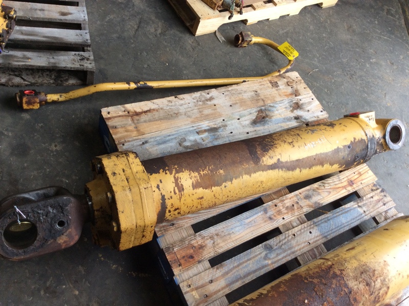 Caterpillar 972G 972G Cylinder GP - Lift (lh)