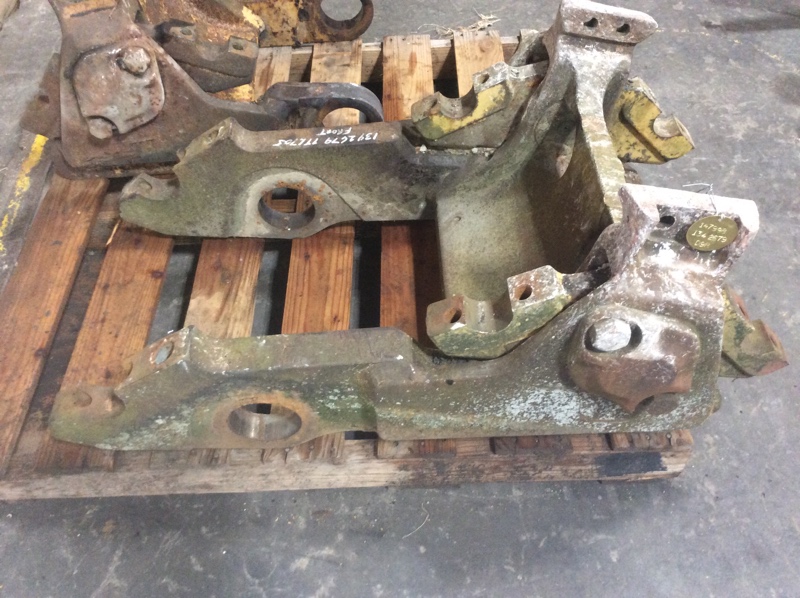 Caterpillar D9R D9R Bogie AS - Front W/ Minors