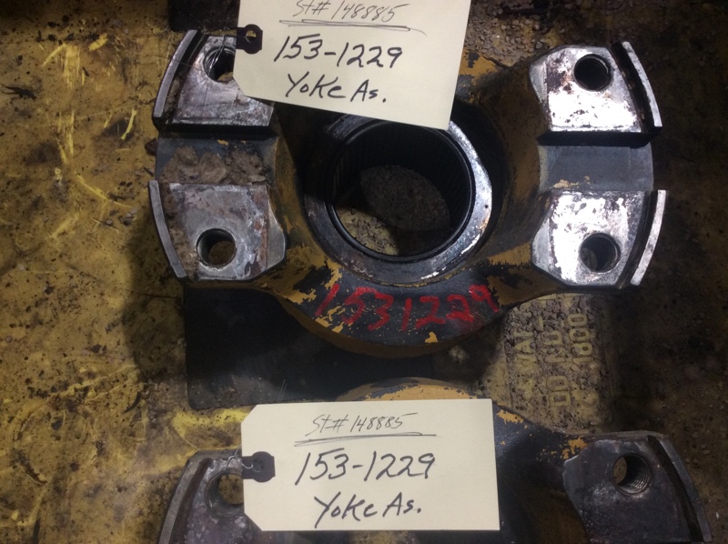 Caterpillar 992G 992G Yoke AS