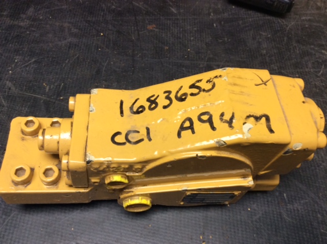 Caterpillar  312B Valve Group - Lowering Control