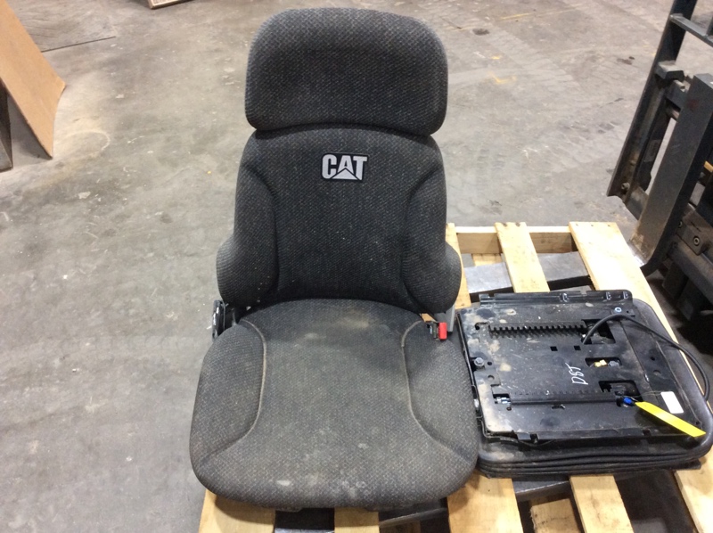 Caterpillar D8T D8T Seat GP - Cloth