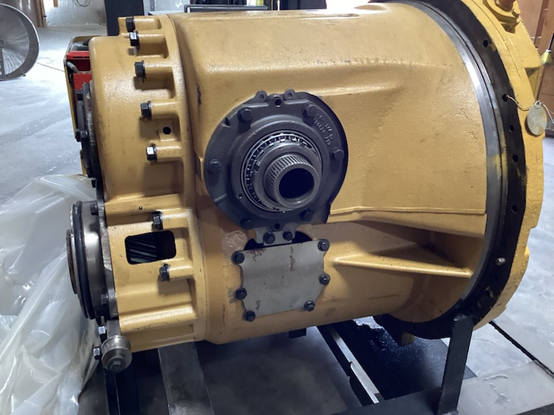 Caterpillar  D6R Transmission
