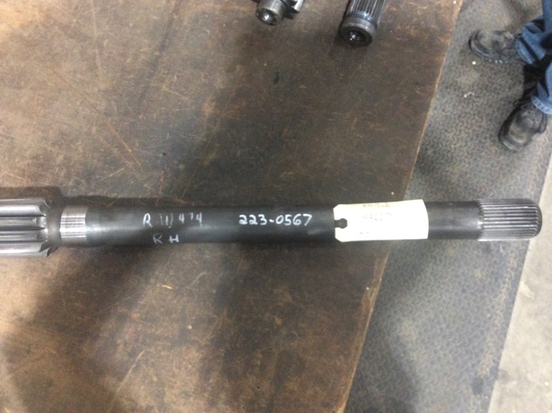 Caterpillar D6TLGP D6T Axle - RH