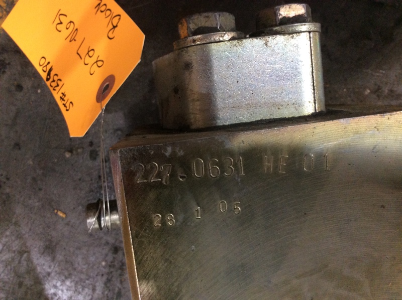 Caterpillar 385C L 385C L Block