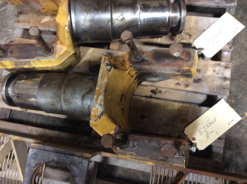   D11R Lift Yoke